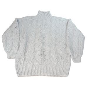 VTG Madeleine gray cable knit leaves & berries mock neck sweater. Size S. cozy